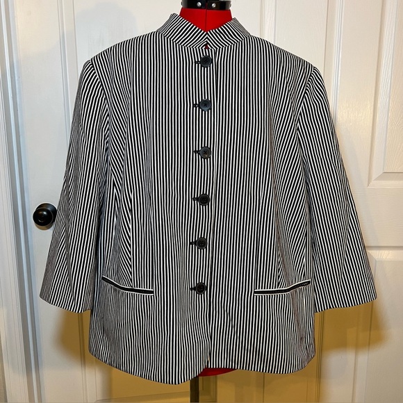 Chaps Black & White Striped 3/4 Sleeve Women’s Blazer Size 24W - Picture 1 of 5